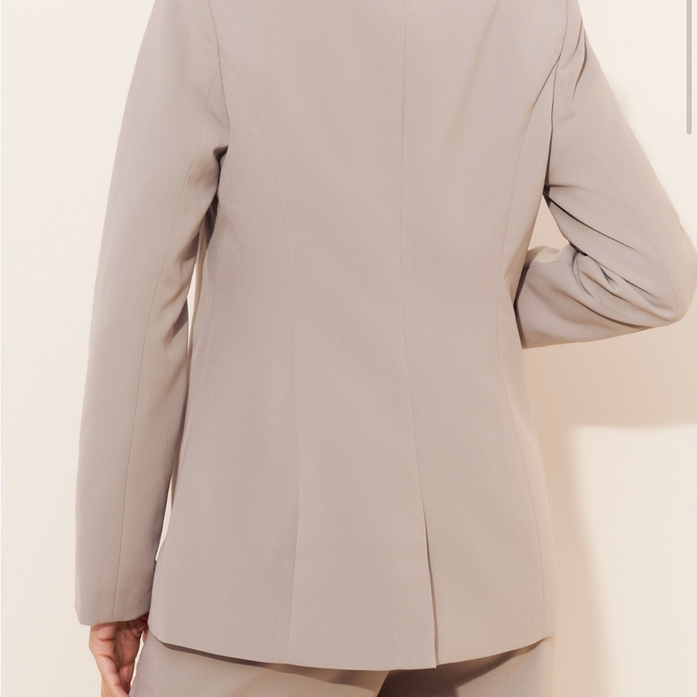 Bianca Double-Breasted Blazer - Picture 2 of 13